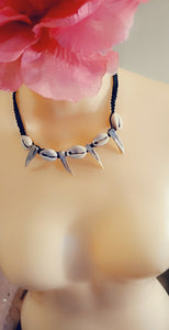 DRIP STONE & SHELL CHOKER